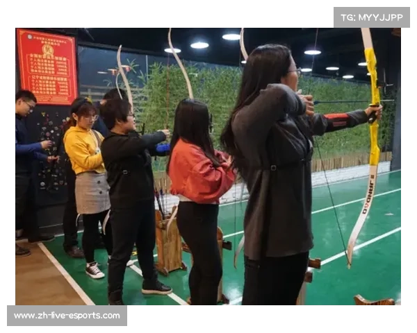 葛根庙射箭赛吸引各年龄段选手激烈角逐展现传统文化魅力